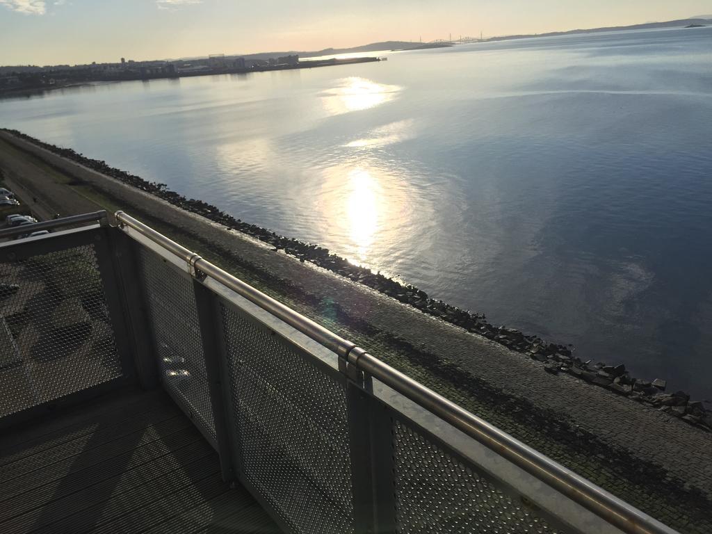 Edinburgh Western Harbour ภายนอก รูปภาพ
